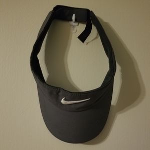 NIKE Unisex Sun Visor